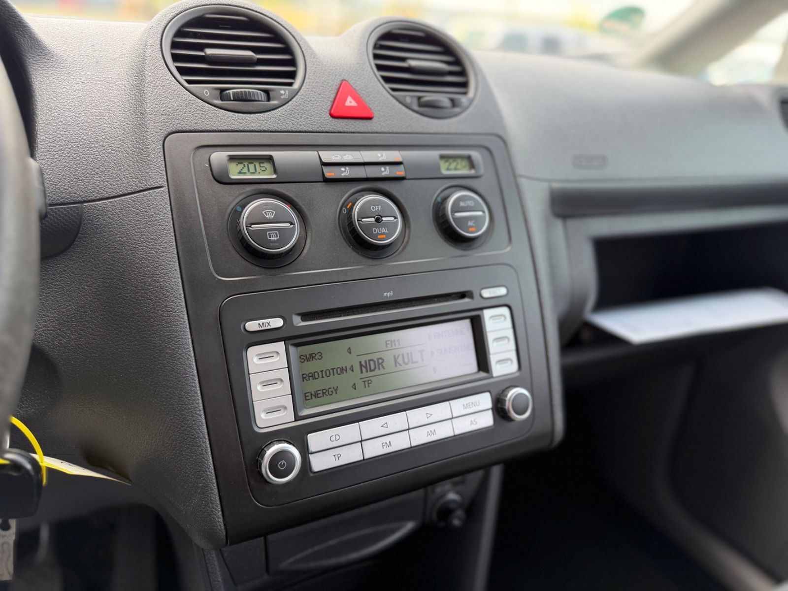 Caddy 1.6 Life Klimaaut. Anhängerk 5Sitz Tüv NEU