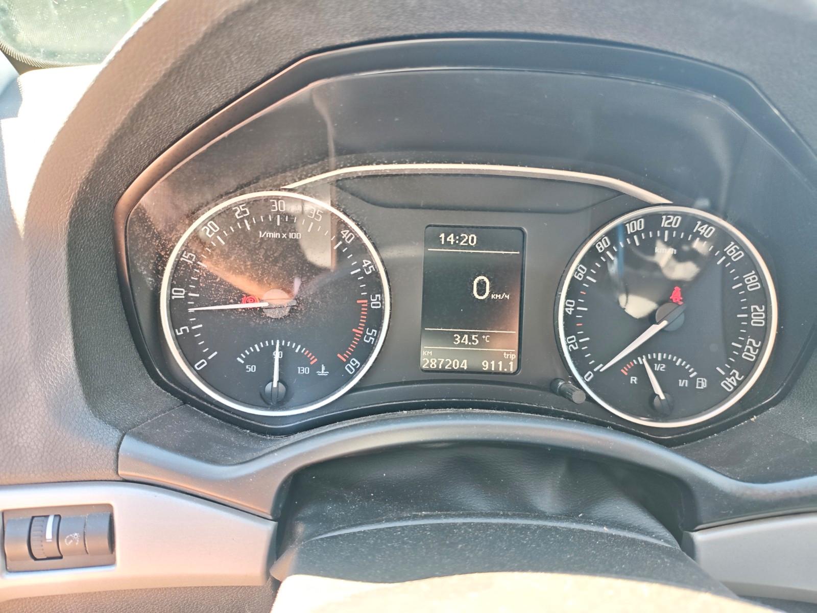 Skoda Octavia 2011 — photo 5