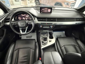 Audi Q7 - 6
