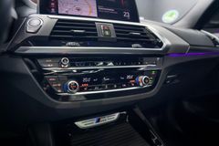 BMW X3 M40i*AHK*HU*PANO*H&K*360*LED BMW X3 M40i*AHK*HU*PANO*H&K*360*LED