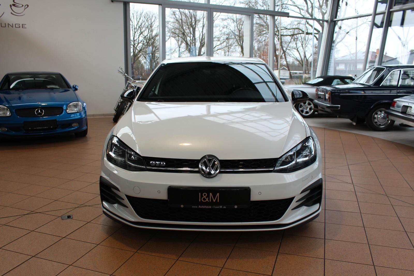 Volkswagen Golf VII Lim. GTD BMT+ACC+LED+NAVI+AHK+8-Fach+