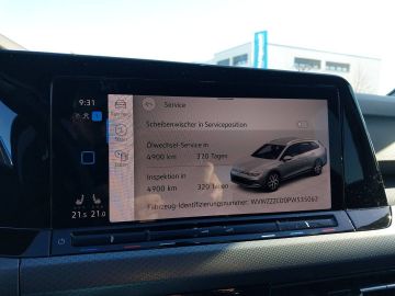 Volkswagen Golf VIII Var. Active+AHK+LED+SHZ+LHzg+Navi+Kame