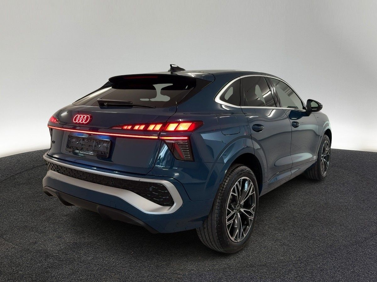 Audi Q3 Sportback e-hybrid S tronic foto 6