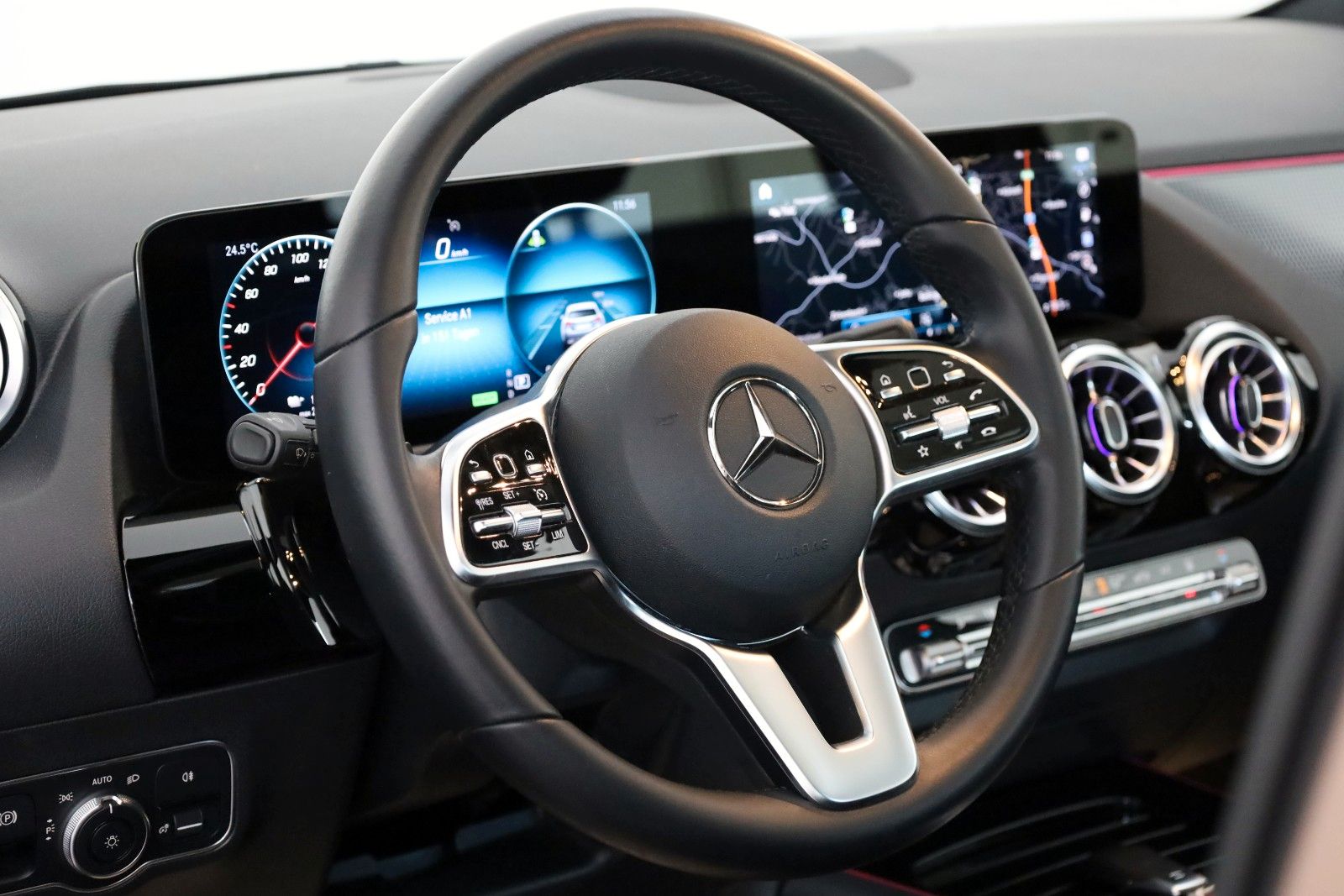 Fahrzeugabbildung Mercedes-Benz EQA 250 ,T.Leder,Navi,LED,SH,360°Kamera,Panorama