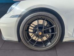 Fahrzeugabbildung Porsche 911 992.2 4 GTS Cabriolet LIFT BURMESTER CARBON