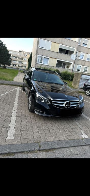 Image of Mercedes-Benz E 250