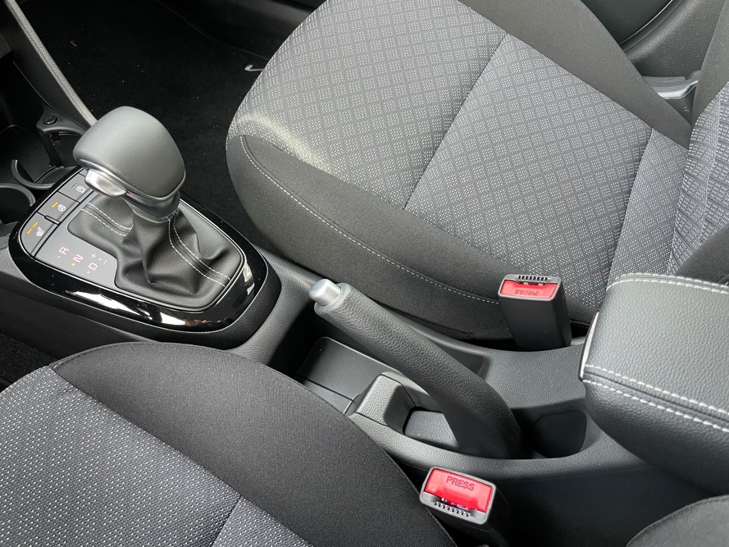 Fahrzeugabbildung Kia Picanto Vision Spurhalteass Verkehrszeichenerk