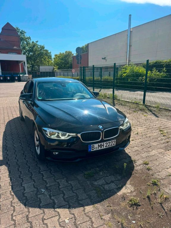 Image of BMW 320