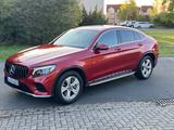 Mercedes-Benz GLC 250 d 4MATIC AMG Line Coupé Autom. AMG Line - Mercedes-Benz GLC-Class: Coupe
