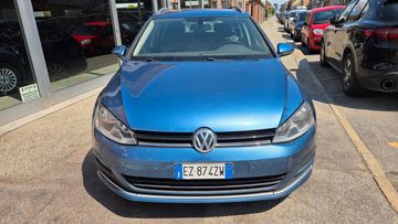 Volkswagen Golf - 2