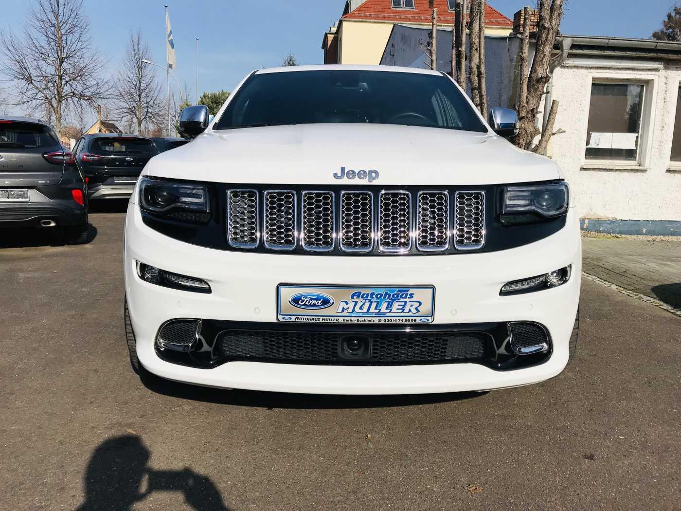 Jeep Grand Cherokee SRT 6.4 V8 HEMI 468 ch BVA 4x4 / Toit panoramique / Harman Kardon / Sièges ventilés / ACC