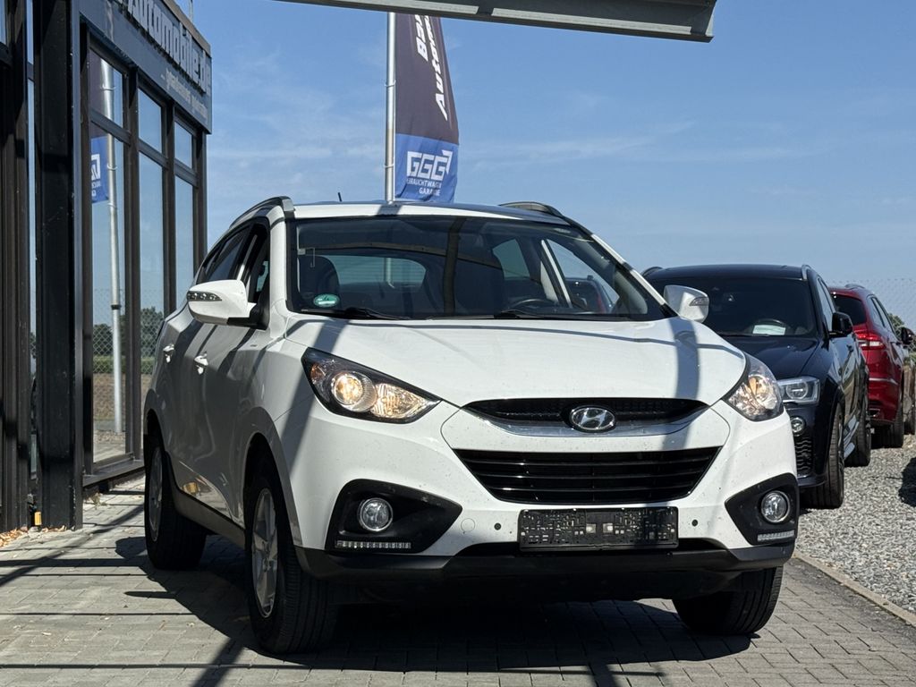 HYUNDAI ix35 Style AWD, 1 Hand, AHK, Scheckheftgepflegt