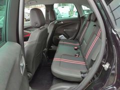 Fahrzeugabbildung Opel Crossland GS-Line 1.2T Navi, Klimaautomatik, RFK