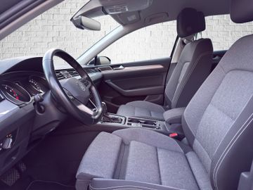 Volkswagen Passat Variant - 9
