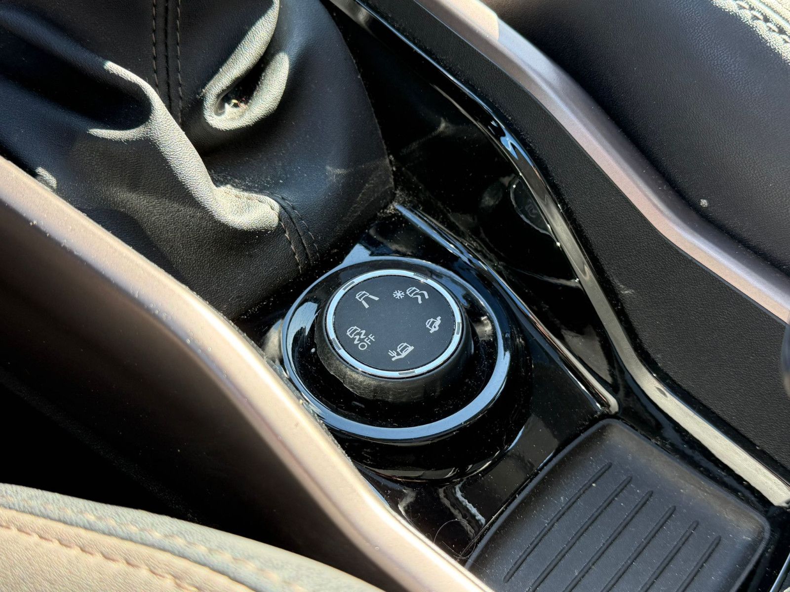 Fahrzeugabbildung Peugeot 2008 Allure