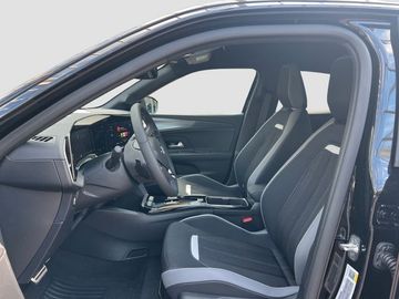 Fotografie 9 des Opel Mokka GS Line 1.2 48v Hybrid Tech&Komfort Paket