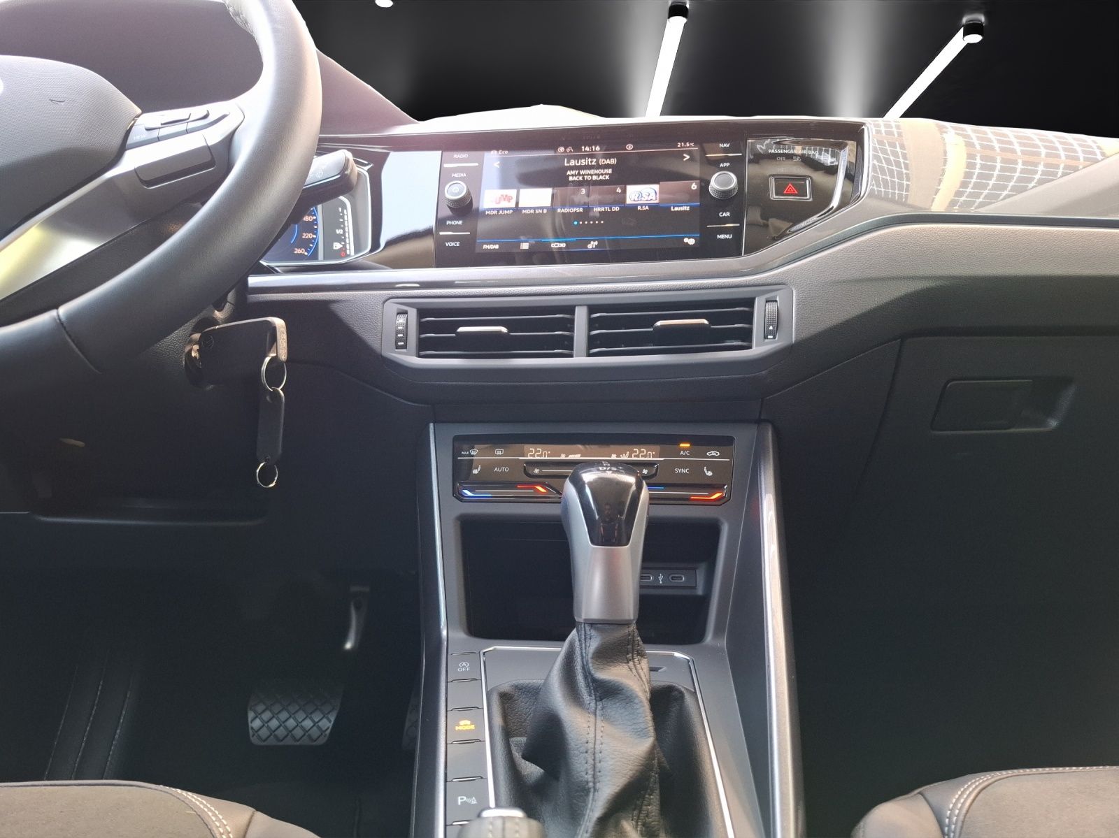 Fahrzeugabbildung Volkswagen Polo TSI Style DSG Matrix Navi AID ACC RFK SH LM