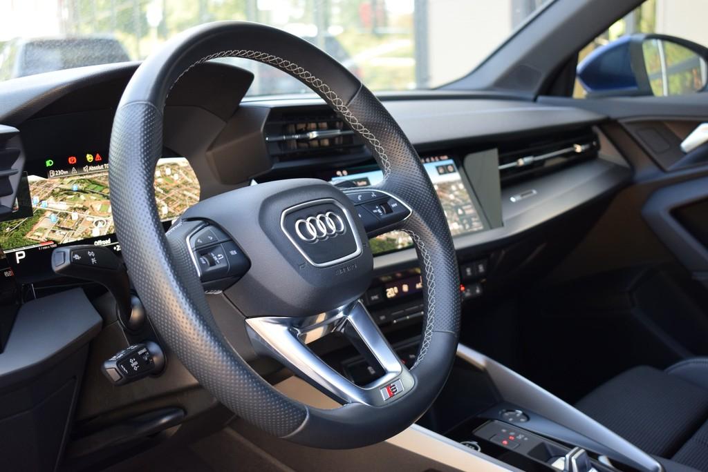Audi A3 Sportback 35 TDI S-tr. *S-line*LED*Navi*PDC*