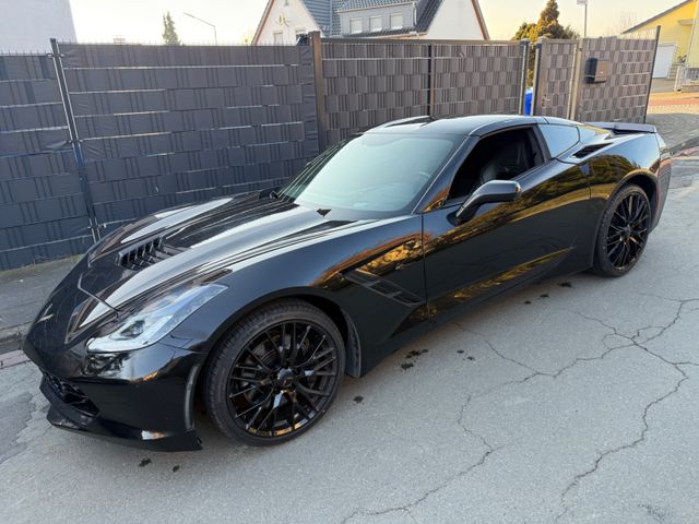 Corvette C7 6.2 V8 Stingray Coupe 2LT Allblack / Mängel