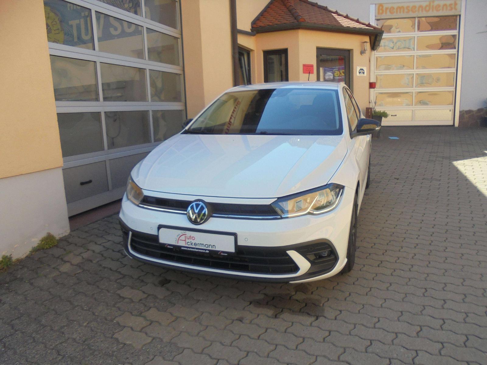 Volkswagen Polo Polo VI 1.0 TSI  Goal