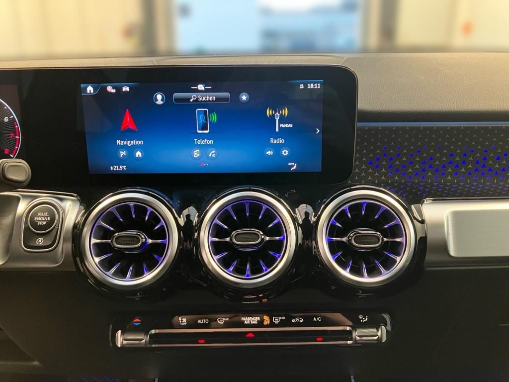 Fahrzeugabbildung Mercedes-Benz GLB 200 +PROGRESSIVE+AHK+DISTRONIC+WINTER-PAKET+