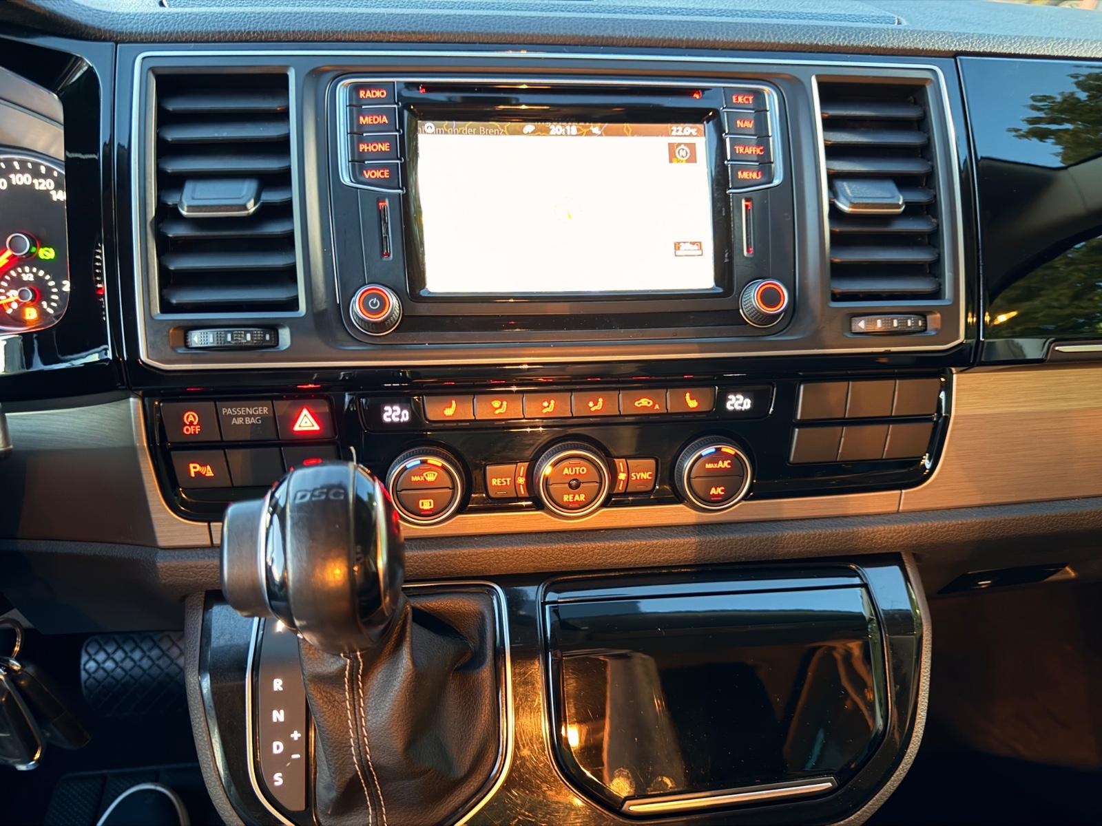 Volkswagen T6 Multivan 2.0 TDI | 204 ch | BVA | GPS Discover Media | Feux LED | Régulateur adaptatif | Hayon électrique