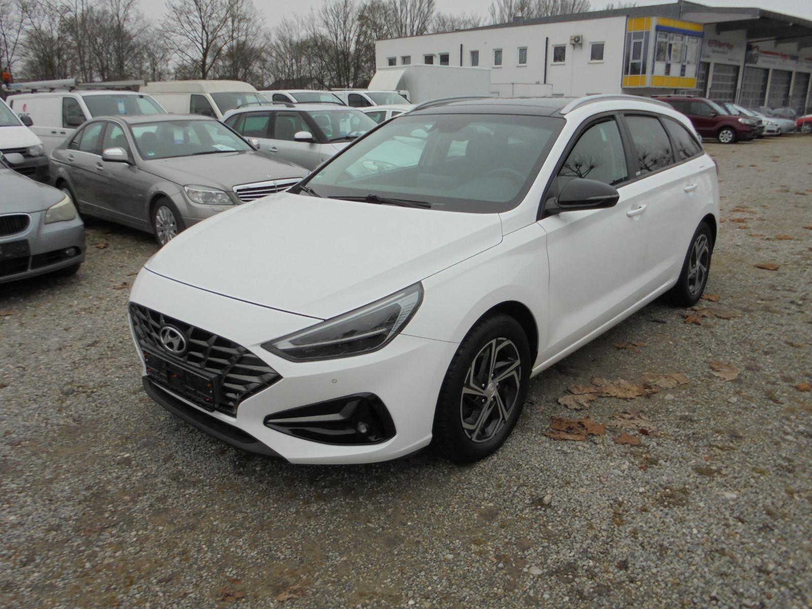 Hyundai i30 CW 1.6 CRDI Aut. Edition ~ 108.000 km ~ 2.Hd