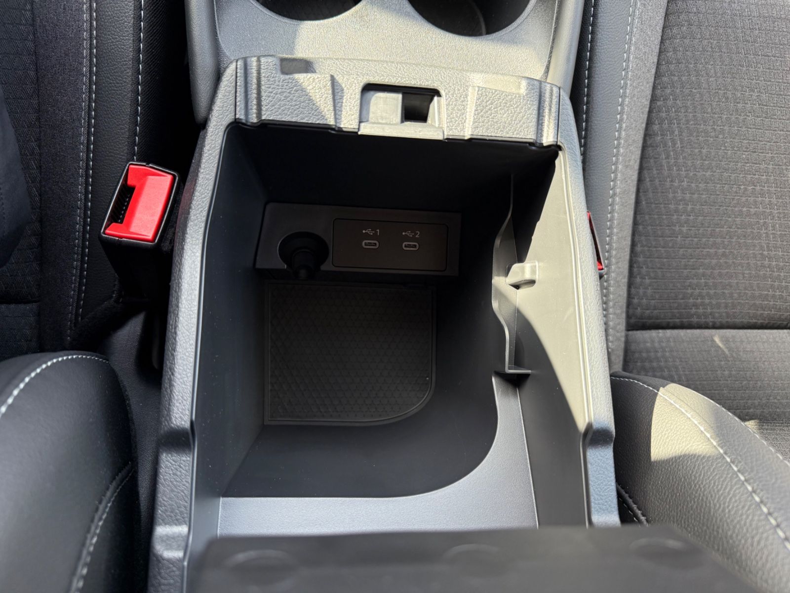 Fahrzeugabbildung Nissan Qashqai N-Connecta MHEV - Navi, 360°, Winter-P.