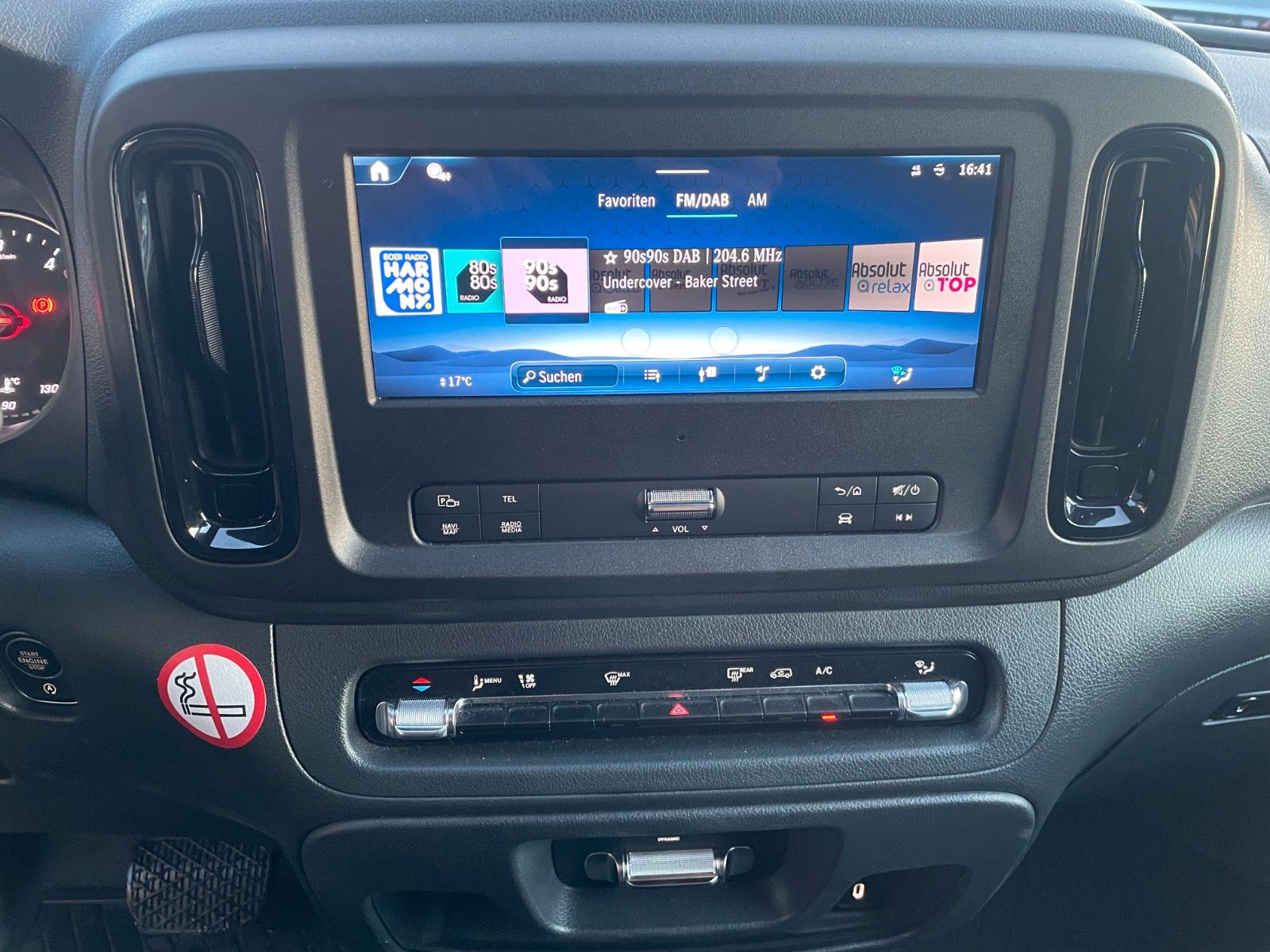 Fahrzeugabbildung Mercedes-Benz Vito 116 CDI Tourer 9G 2xKlima Kamera Navi