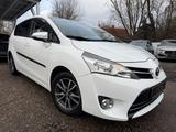 Toyota Verso Executive - Toyota Verso Executive mit Diesel-Antrieb