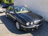 Jaguar X-Type 2.2 D Executive/Leder/Navi/Klima - Jaguar X-Type mit Diesel-Antrieb