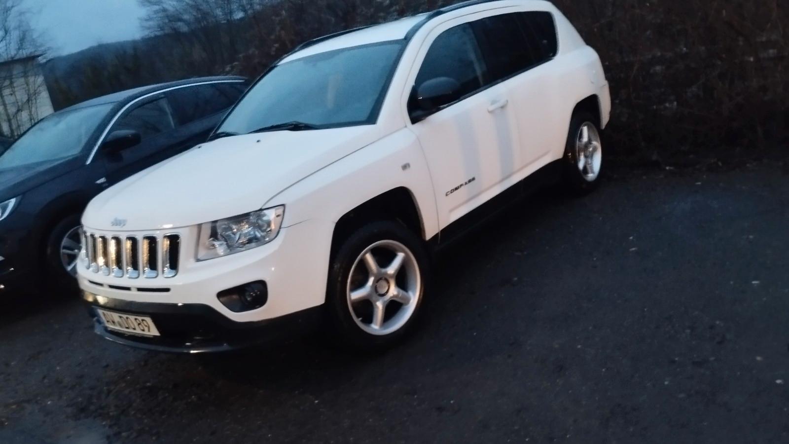 Jeep Compass 2011 — photo 9