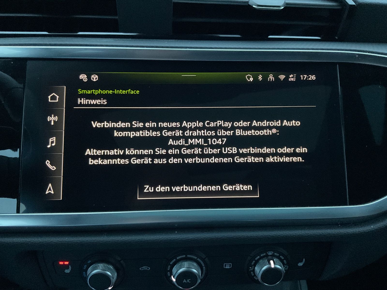 Fahrzeugabbildung Audi Q3 35 TFSI S tronic,Panorama,LED,Carplay,Navi