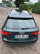 Audi A4 2.0 TDI 140kW S tronic quattro Avant - - Audi A4: Grün