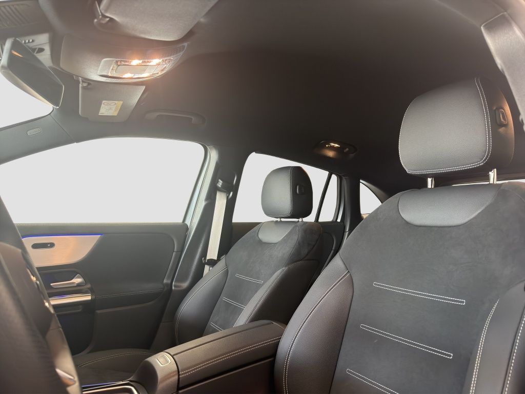 Fahrzeugabbildung Mercedes-Benz GLA 180 AMG*Night*DISTRONIC*KeyL*PDC*RFK*ParkAss