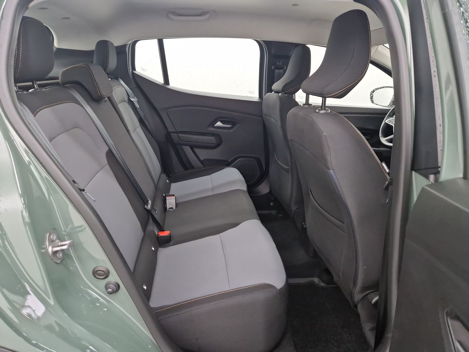 DACIA Sandero Stepway ECO-G 100 Extreme+ Navi – Bild 11