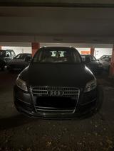 Audi q7 (Turbo schaden) - Audi Q7: bis 5000 Euro