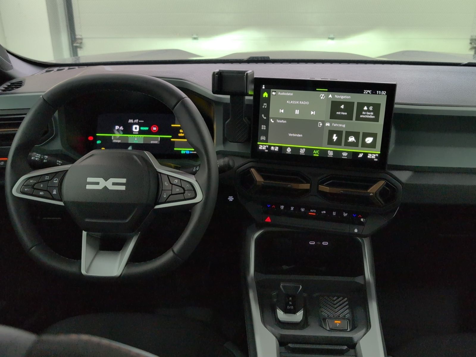 DACIA Bigster Extreme Hybrid 155 Zweifarblackierung – Bild 17