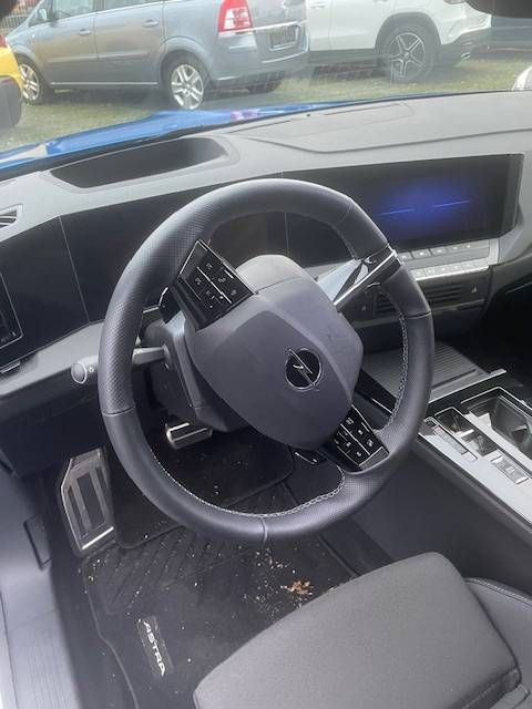 Fahrzeugabbildung Opel Astra L Lim. 96KW AT