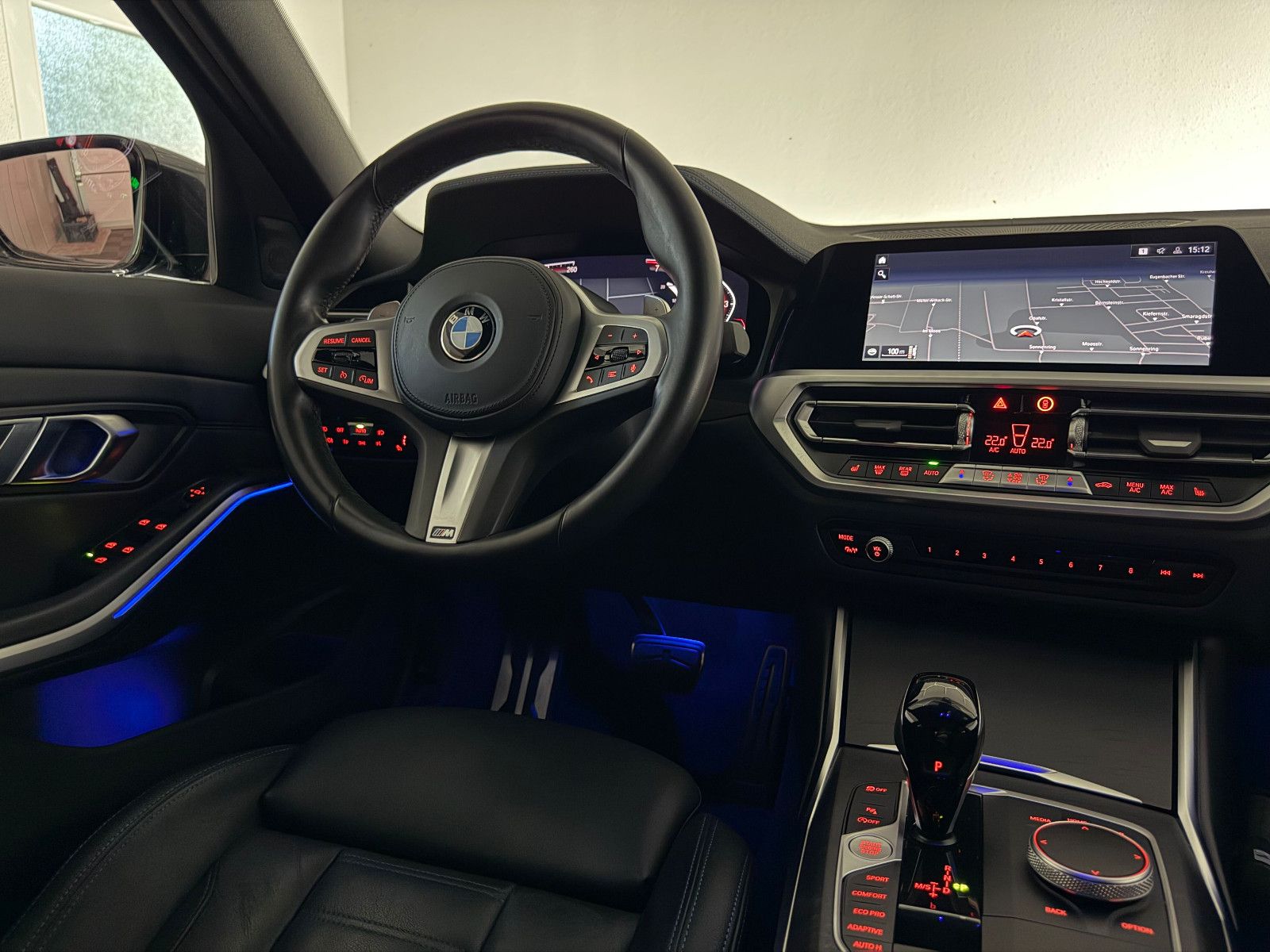 Fahrzeugabbildung BMW 330 i M SPORT/Hi-FI/VRTL COCKPIT/LASER/19% MwSt.