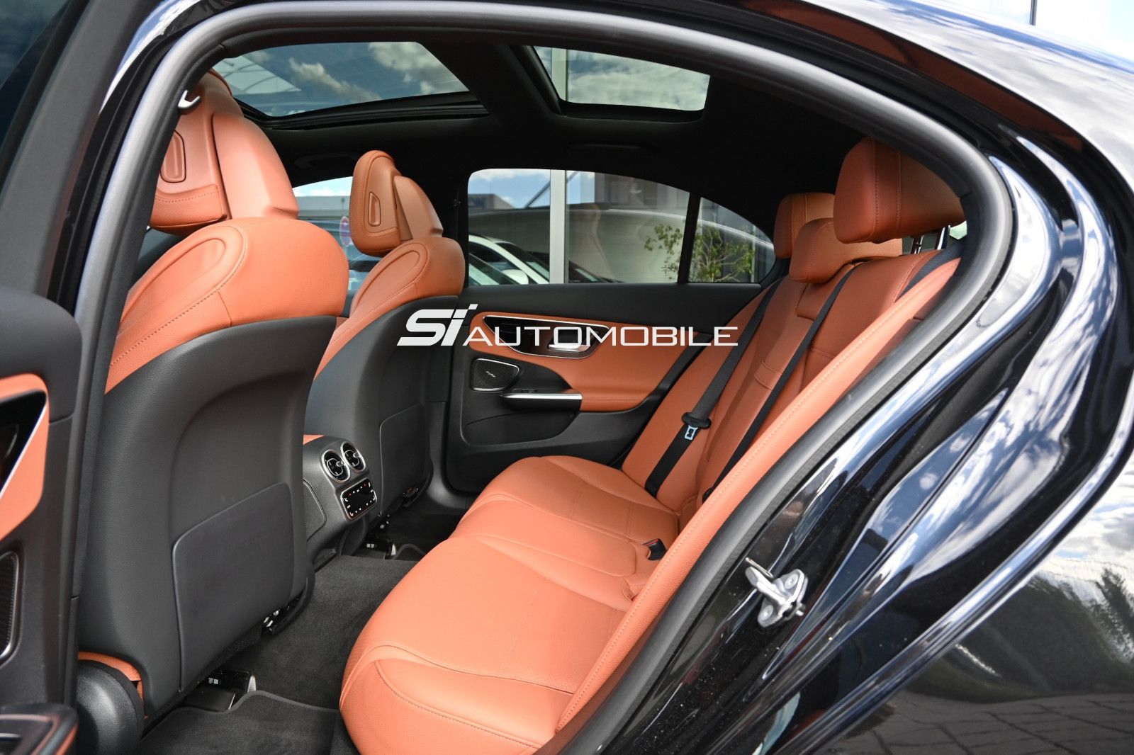 Fahrzeugabbildung Mercedes-Benz C 400 e 4M. NIGHT °ACC°AHK°HUD°MEMO°PANO°SITZKLI