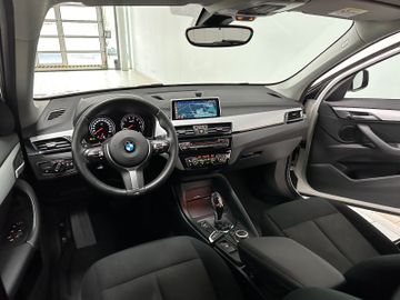Fahrzeugabbildung BMW X1 sD20i Navi LED AHK Lenkradheizung PDC M Sport