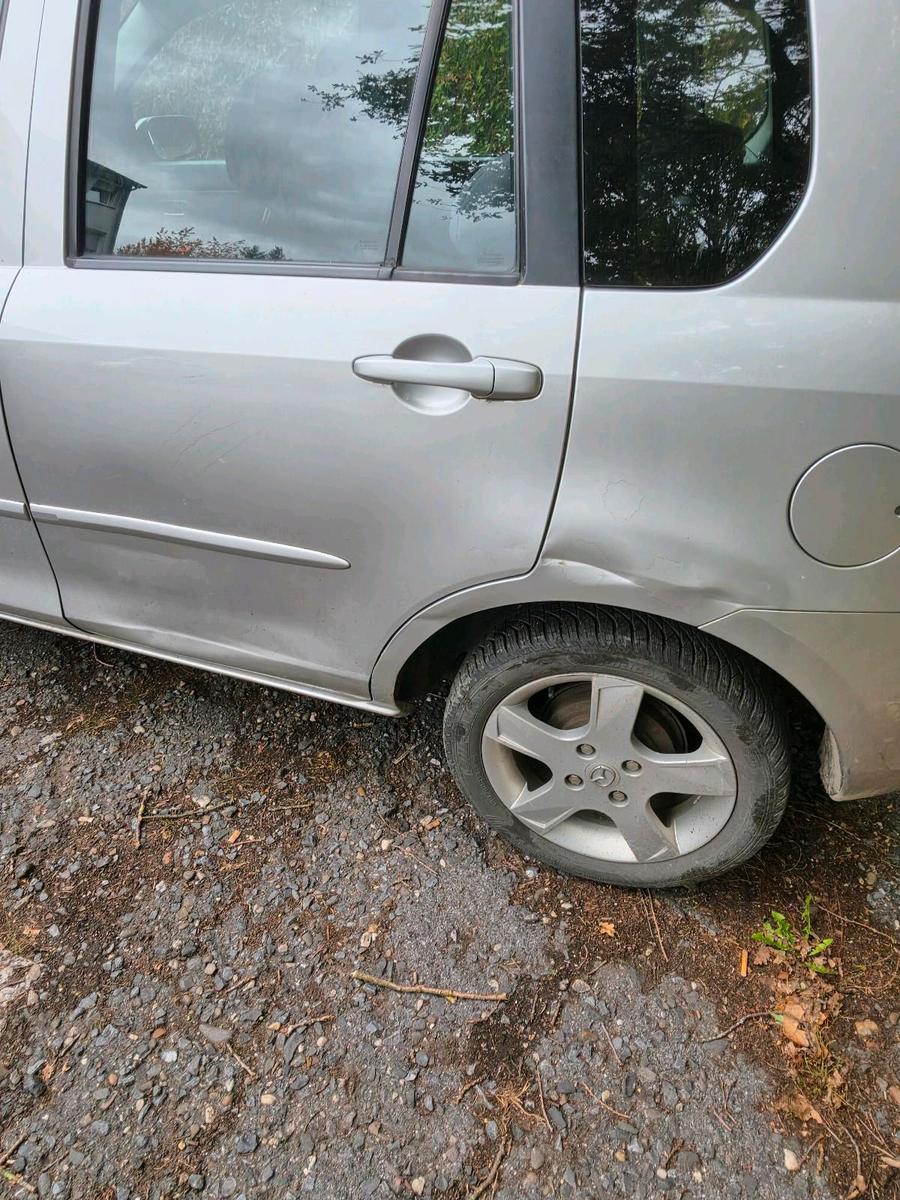 Mazda 2 2006 — photo 6