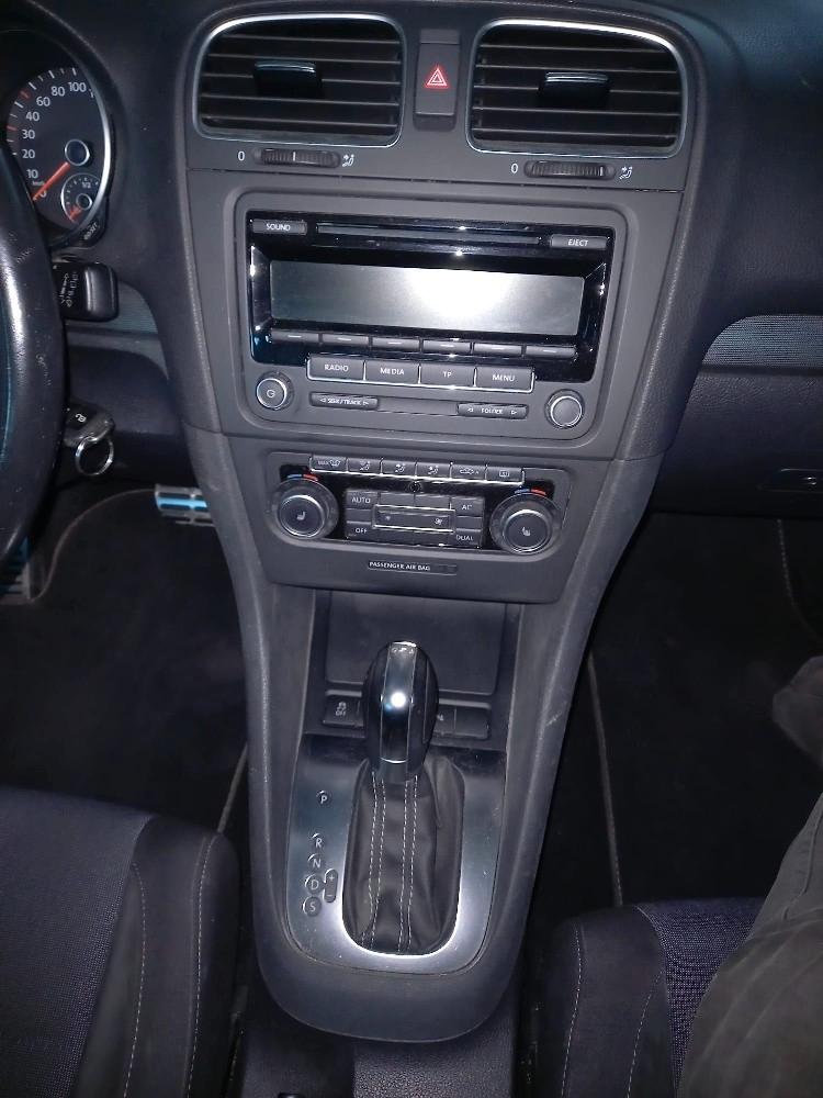 Volkswagen Golf 2011 — photo 7