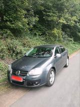 Volkswagen Vw Jetta Limousine 1.6,  Automatik  (102 p... - Volkswagen Jetta mit Benzin-Antrieb: Limousine, 1.6