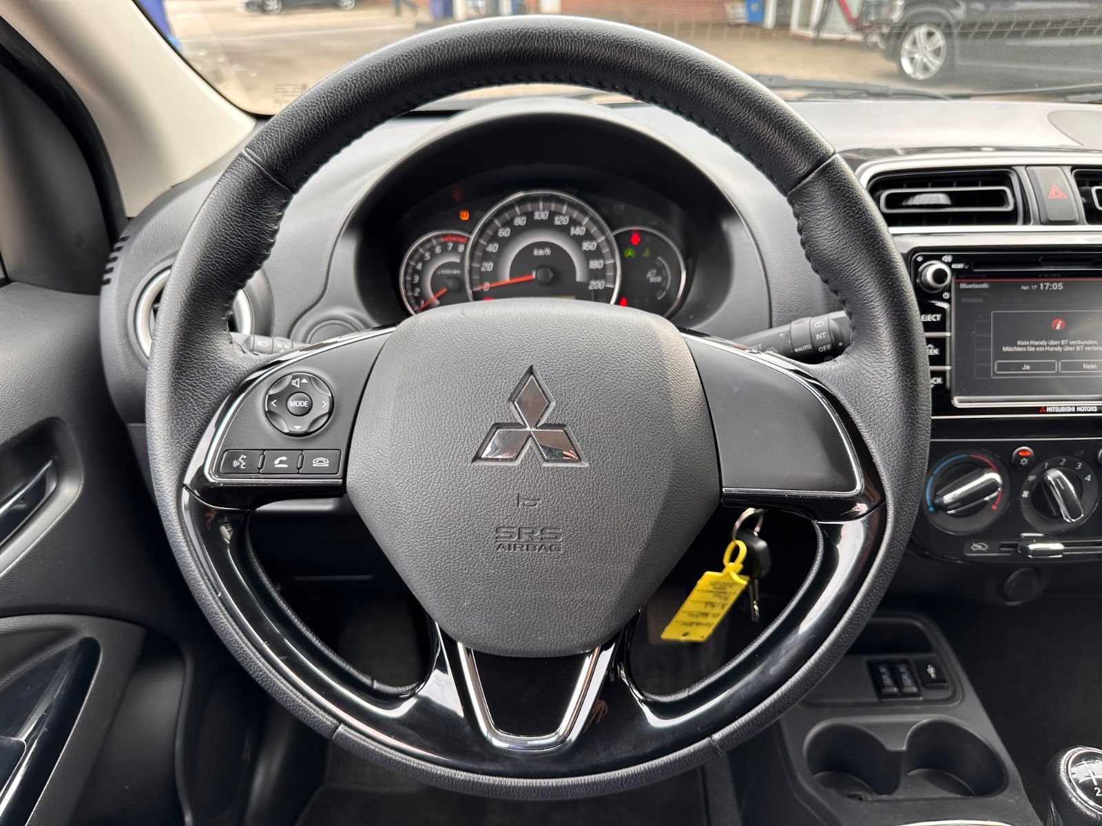 Fahrzeugabbildung Mitsubishi Space Star Edition 100+ Navi/SHZG/Klima/BT/PDC