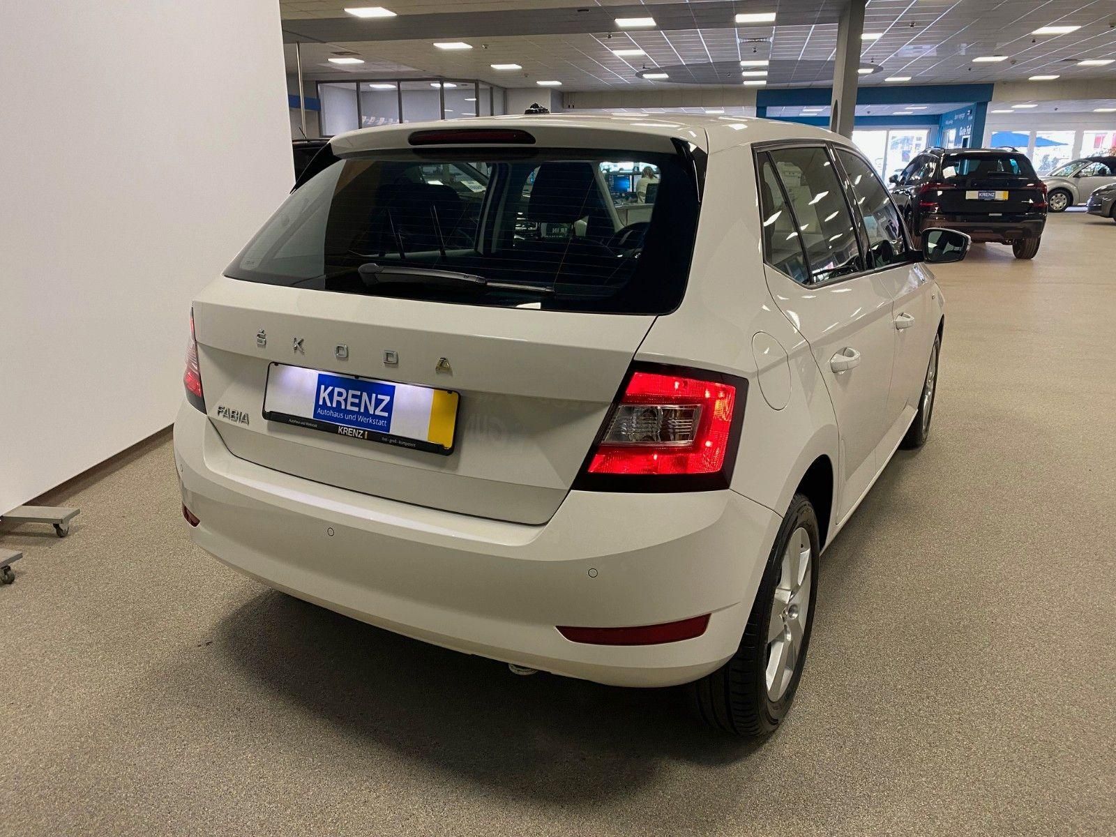 Fahrzeugabbildung SKODA Fabia 1.0l MPI AMBITION+SHZ+Garantie+Checkheft