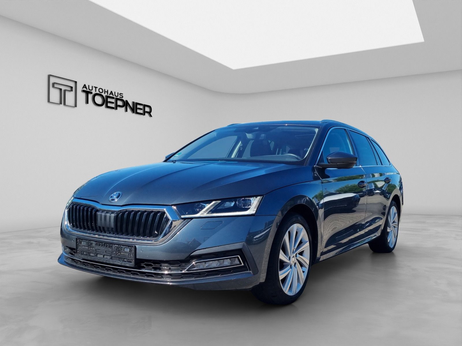 Fahrzeugabbildung SKODA Octavia Combi Style 2,0 TDI DSG Navi Pano AHK