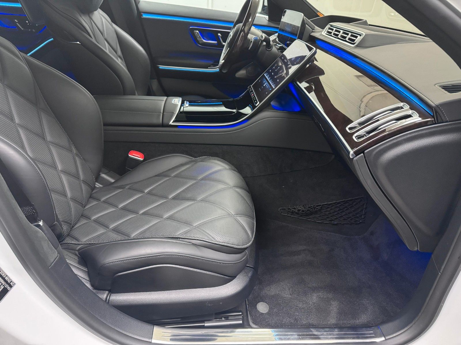 Fahrzeugabbildung Mercedes-Benz S 680 Maybach *Chauffeur*HEADUP*EXECUTIVE*