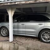 Porsche Cayenne E-Hybrid -